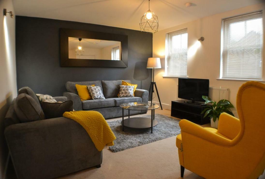 #St Georges Court By Derbnb, Spacious 2 Bedroom Apartments, Free Parking, Wi-Fi, Netflix & Within Walking Distance Of The City Centre Derby Exteriör bild